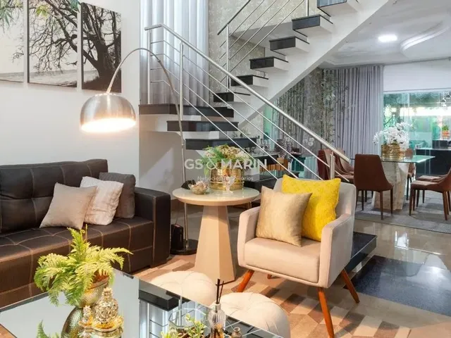 Imagem 1: Casa À Venda em Londrina, Royal Forest, com 3 Quartos, com 227 M², Condomínio Royal