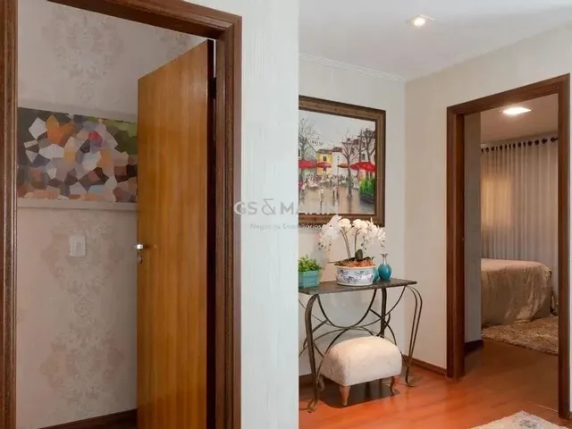 Imagem 16: Casa À Venda em Londrina, Royal Forest, com 3 Quartos, com 227 M², Condomínio Royal