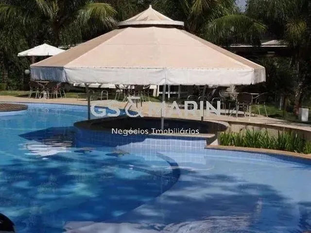Imagem 7: Casa À Venda em Londrina, Royal Forest, com 3 Quartos, com 227 M², Condomínio Royal