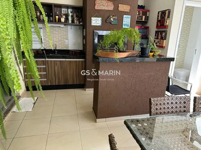 Imagem 10: Casa À Venda em Londrina, Royal Forest, com 3 Quartos, com 180 M²