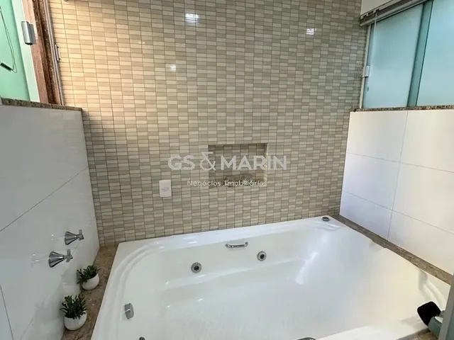 Imagem 16: Casa À Venda em Londrina, Royal Forest, com 3 Quartos, com 180 M²