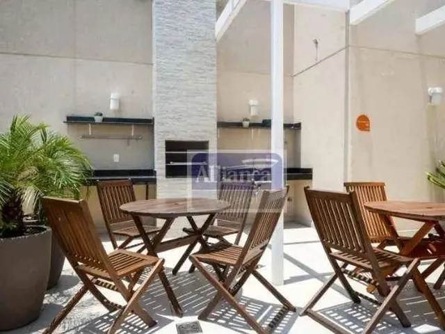 Imagem 15: Apartamento com Varanda, 2 Dormitórios, 1 Suíte, 1 Vaga de Garagem Fixa e Área De