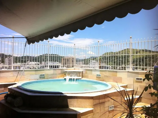 Imagem: Cobertura com 4 Dormitórios À Venda, 160