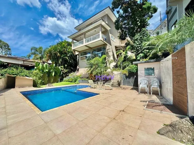 Imagem: Casa com 5 Dormitórios À Venda por R$