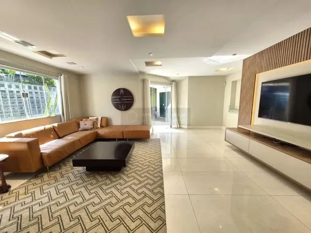 Imagem: A Open Vende Linda Casa Vazia em Condomínio