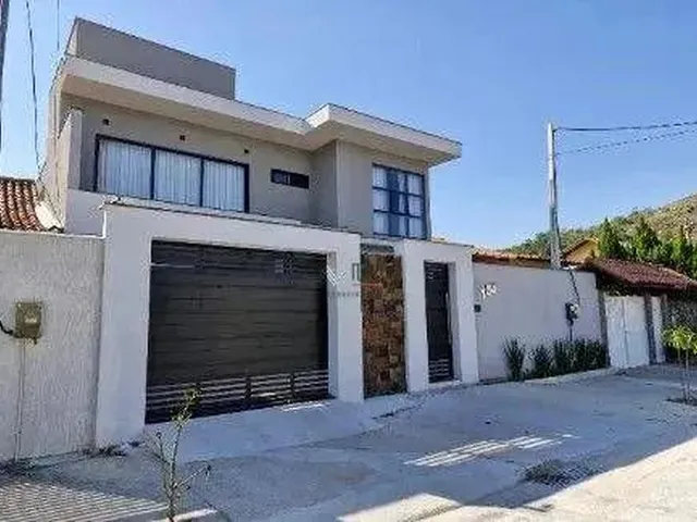 Imagem: Casa com 4 Dormitórios À Venda, 263 M²