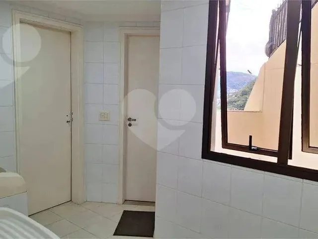 Imagem 10: Casa com 4 Dormitórios À Venda, 450 M² por R$ 3.600.000,00 - Charitas - Niterói/Rj