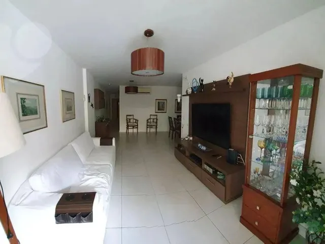 Imagem: Apartamento com 4 Dormitórios À Venda