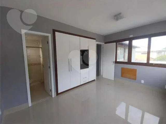 Imagem 1: Casa com 6 Dormitórios À Venda, 320 M² por R$ 1.550.000,00 - Piratininga - Niterói/Rj