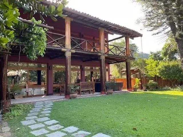Imagem: Casa com 04 Quartos À Venda - Itacoatiara
