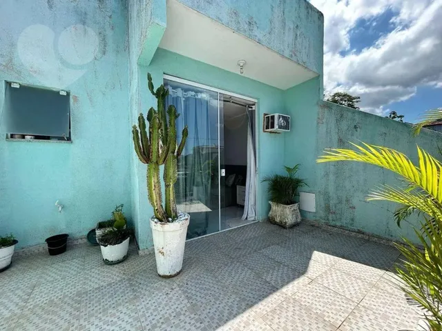 Imagem: Casa com 4 Dormitórios À Venda, 180 M²