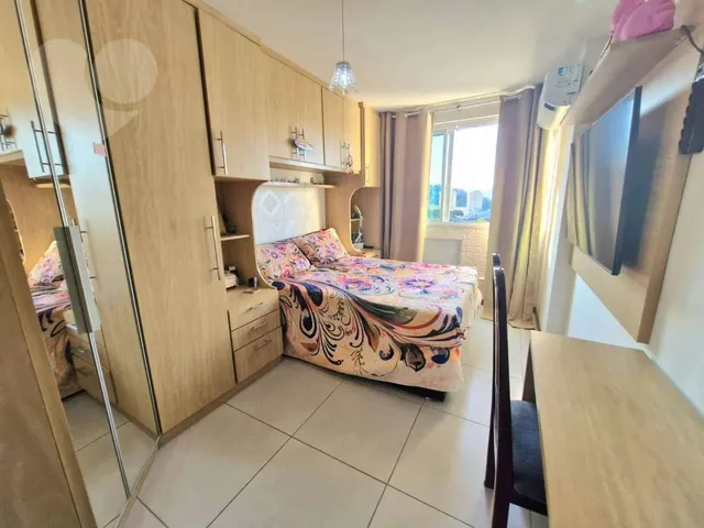 Imagem 2: Apartamento com 2 Dormitórios À Venda, 75 M² por R$ 460.000,00 - Centro - Niterói/Rj