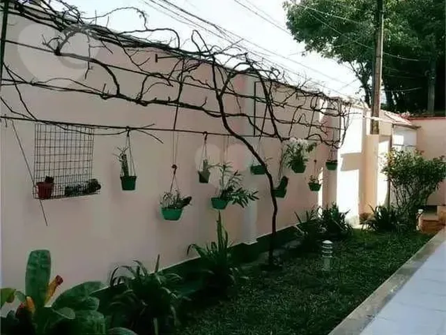 Imagem: Casa com 4 Dormitórios À Venda, 220 M²
