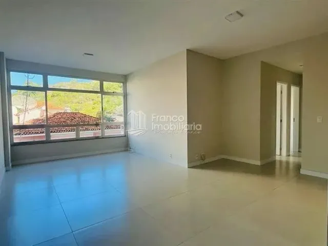 Imagem: O apartamento possui 3 Dormitórios, 1 Suíte, 3 Banheiros,