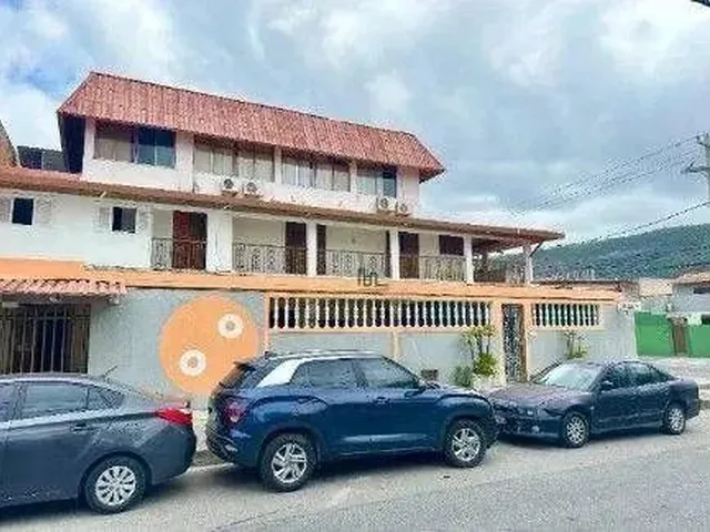 Imagem 1: Casa com 5 Dormitórios À Venda, 700 M² por R$ 1.540.000,00 - Piratininga - Niterói/Rj