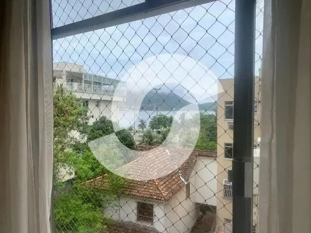 Imagem 1: Imóvel para Venda Tem 90 Metros Quadrados com 3 Quartos em São Francisco - Niterói - Rj