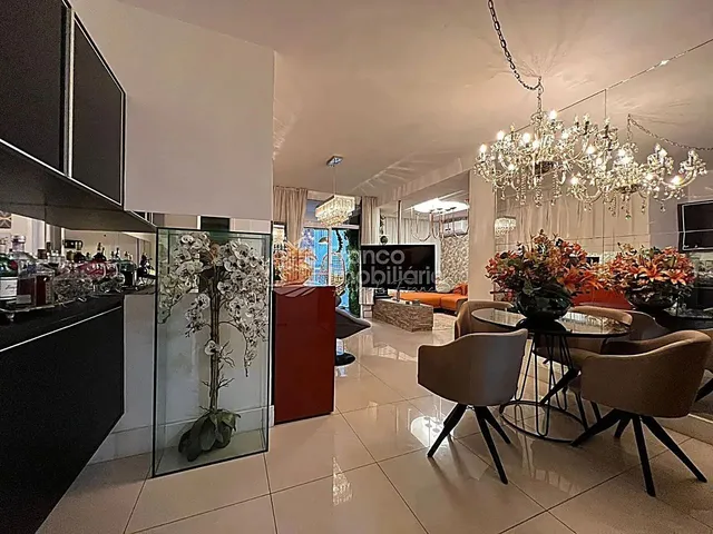 Imagem: O apartamento possui 3 Dormitórios, 2 Suítes, 2