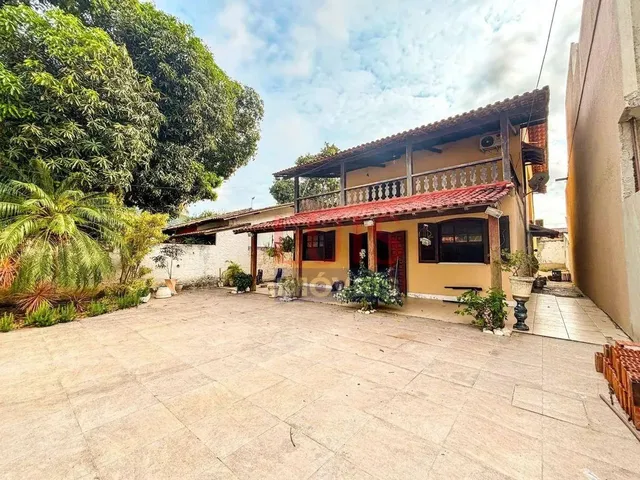 Imagem: Casa com 5 Dormitórios À Venda, 278 M²