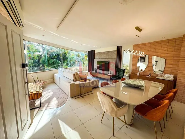 Imagem: Casa com 5 Dormitórios À Venda, 315 M²