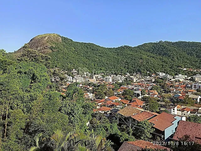 Imagem 16: Casa de Condomínio Sobrado para Venda com 4 Quartos em São Francisco, Niterói, Rj