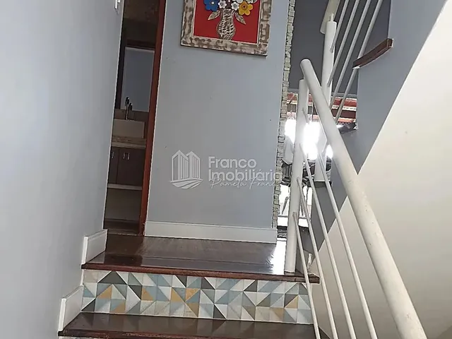 Imagem 5: Casa de Condomínio Sobrado para Venda com 4 Quartos em São Francisco, Niterói, Rj