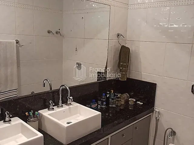 Imagem 9: Casa de Condomínio Sobrado para Venda com 4 Quartos em São Francisco, Niterói, Rj