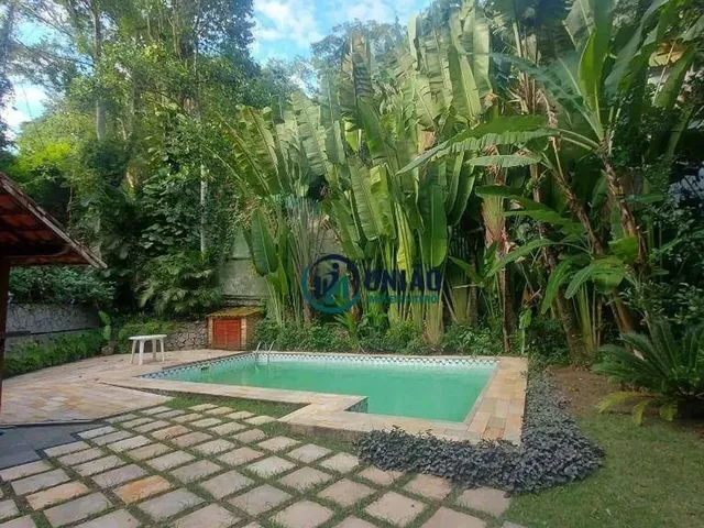 Imagem: Casa com 5 Quartos À Venda, 384 M² por