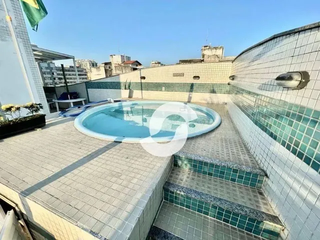 Imagem: Cobertura com 3 Dormitórios À Venda, 250