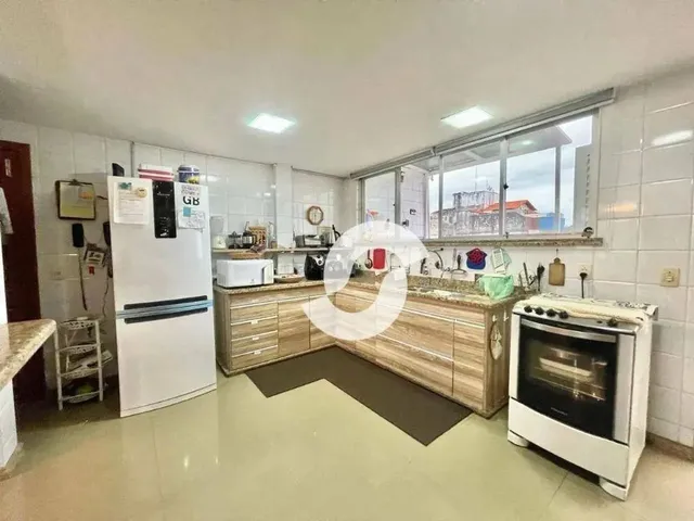 Imagem 12: Cobertura com 3 Dormitórios À Venda, 250 M² por R$ 1.450.000,00 - Ingá - Niterói/Rj