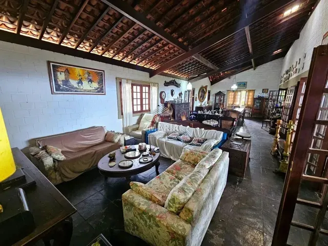 Imagem 3: Casa Fora de Condomínio com 05 Quartos À Venda em Gravatá/Pe!