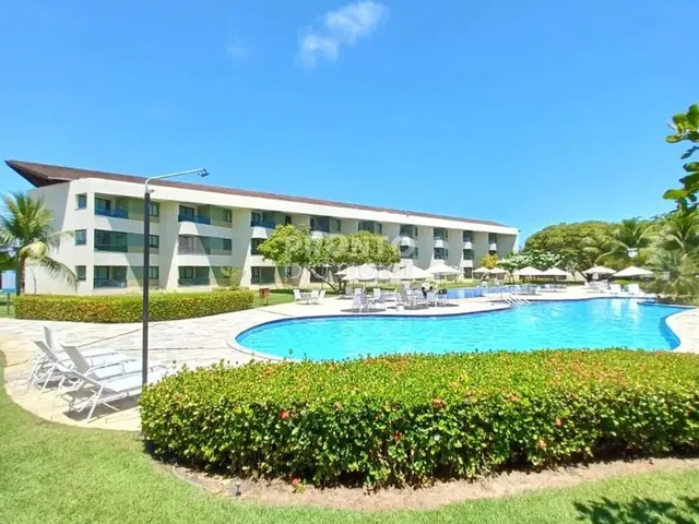 Imagem 1: Apartamento com 2 Quartos Mobiliado Beira-Mar em Carneiros com Varanda Gourmet e Lazer Com