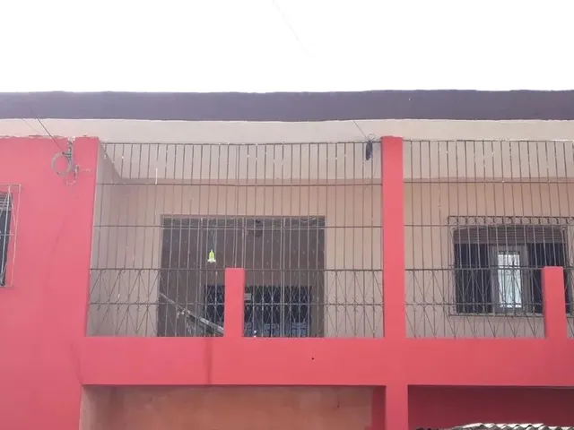 Imagem 1: Casa Geminada em Escada