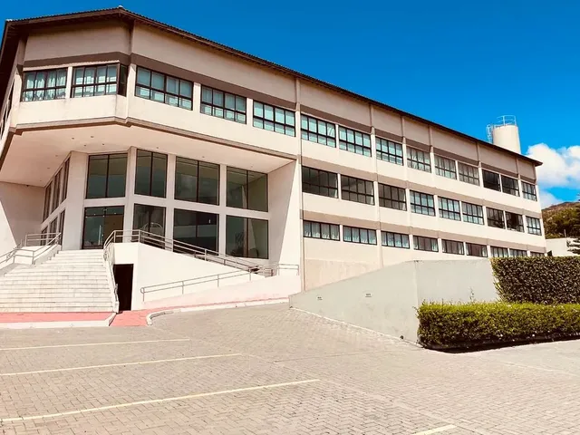 Imagem: O apartamento possui 3 Dormitórios, 3 Suítes, 4 Banheiros