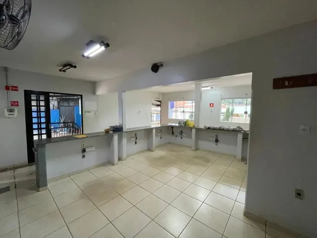 Imagem 3: Imóvel para Aluguel com 1365 Metros Quadrados com 25 Quartos em Centro - Jataí - Go