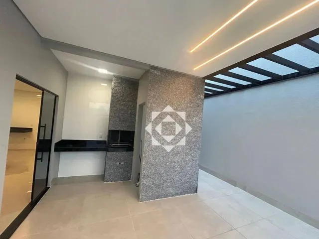 Imagem 2: Casa com 3 Dormitórios À Venda, 104 M² por R$ 390.000,00 - Setor santa Fé 2