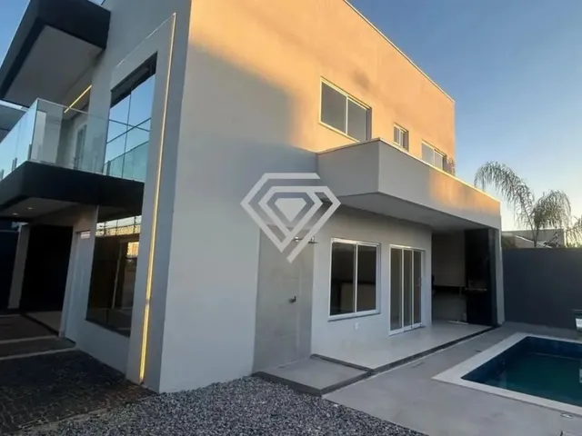 Imagem: Casa 4 Quartos para Venda - 304 Norte