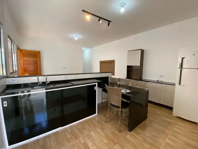 Imagem 4: Casa Isolada, Excelente Localização
