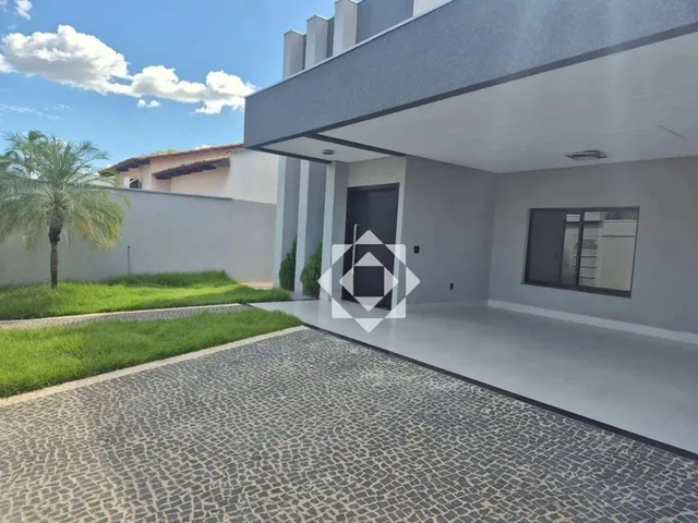 Imagem: Casa de Alto Padrão com 4 Dormitórios