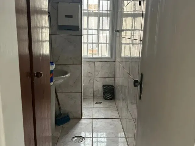 Imagem 5: Sala Comercial no Centro, Aprox.42M². Bem Localizado