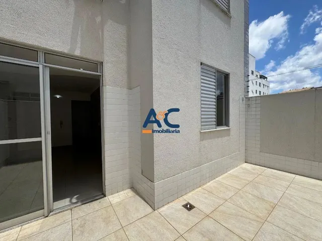 Imagem: Área Privativa com 02 Quartos no Bairro