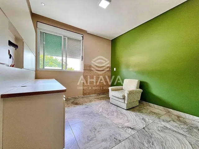 Imagem 7: Casa com 4 Quartos Disponível para Locação, 360M², Próximo À Lagoa do Nado