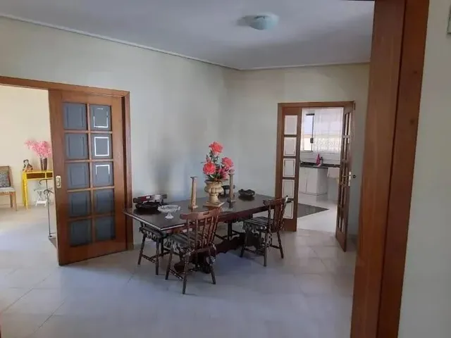 Imagem 8: Casa para Aluguel, 4 Quartos, 1 Suíte, 5 Vagas, Castelo - Belo Horizonte/Mg