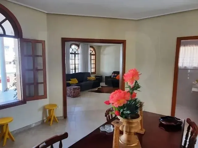 Imagem 15: Casa para Aluguel, 4 Quartos, 1 Suíte, 5 Vagas, Castelo - Belo Horizonte/Mg