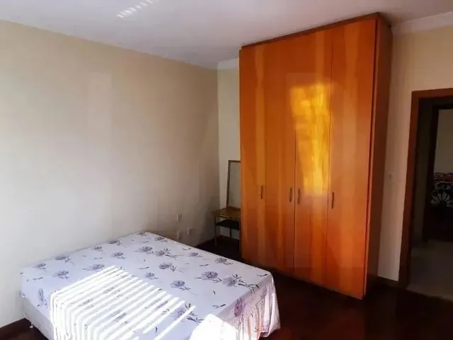 Imagem 3: Casa para Aluguel, 4 Quartos, 1 Suíte, 5 Vagas, Castelo - Belo Horizonte/Mg