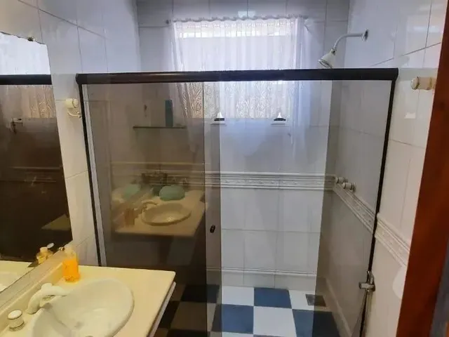 Imagem 12: Casa para Aluguel, 4 Quartos, 1 Suíte, 5 Vagas, Castelo - Belo Horizonte/Mg