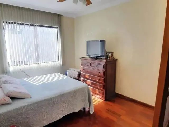 Imagem 4: Casa para Aluguel, 4 Quartos, 1 Suíte, 5 Vagas, Castelo - Belo Horizonte/Mg