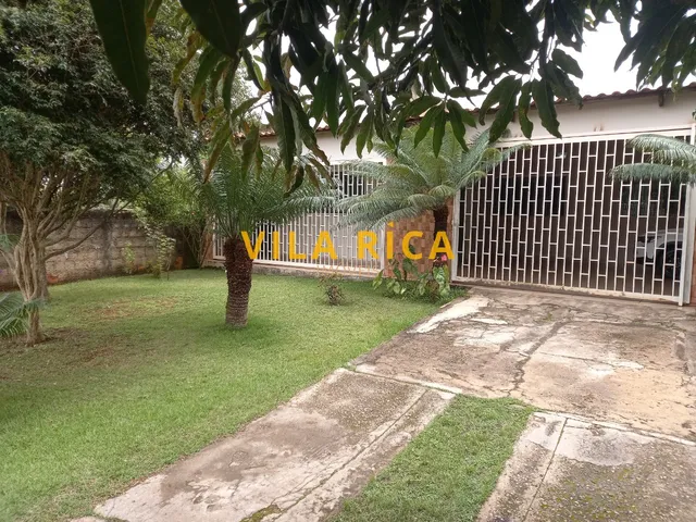 Imagem 7: 4 Dormitórios, 1 Suítes, 3 Banheiro, 4 Vagas na Garagem, 254M² de Área Construída