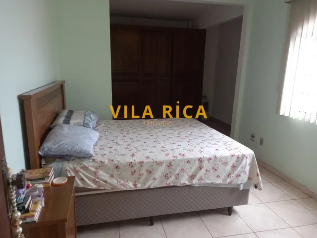 Imagem 9: 4 Dormitórios, 1 Suítes, 3 Banheiro, 4 Vagas na Garagem, 254M² de Área Construída