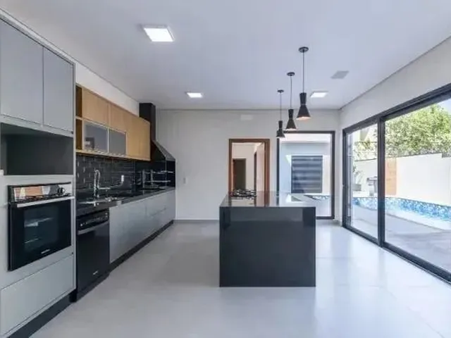 Imagem 8: Casa À Venda em Campinas, Parque Xangrilá, com 3 Suítes, com 235.74 M², Parque