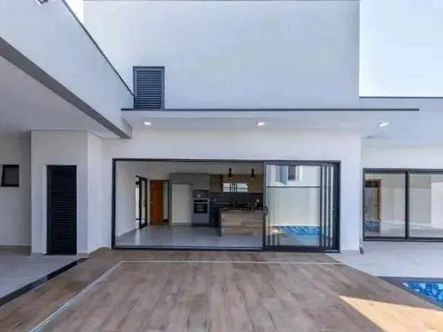 Imagem 9: Casa À Venda em Campinas, Parque Xangrilá, com 3 Suítes, com 235.74 M², Parque